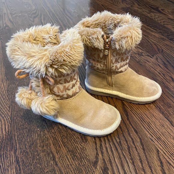 Micheal Kors boots size 7 - Picture 1 of 6